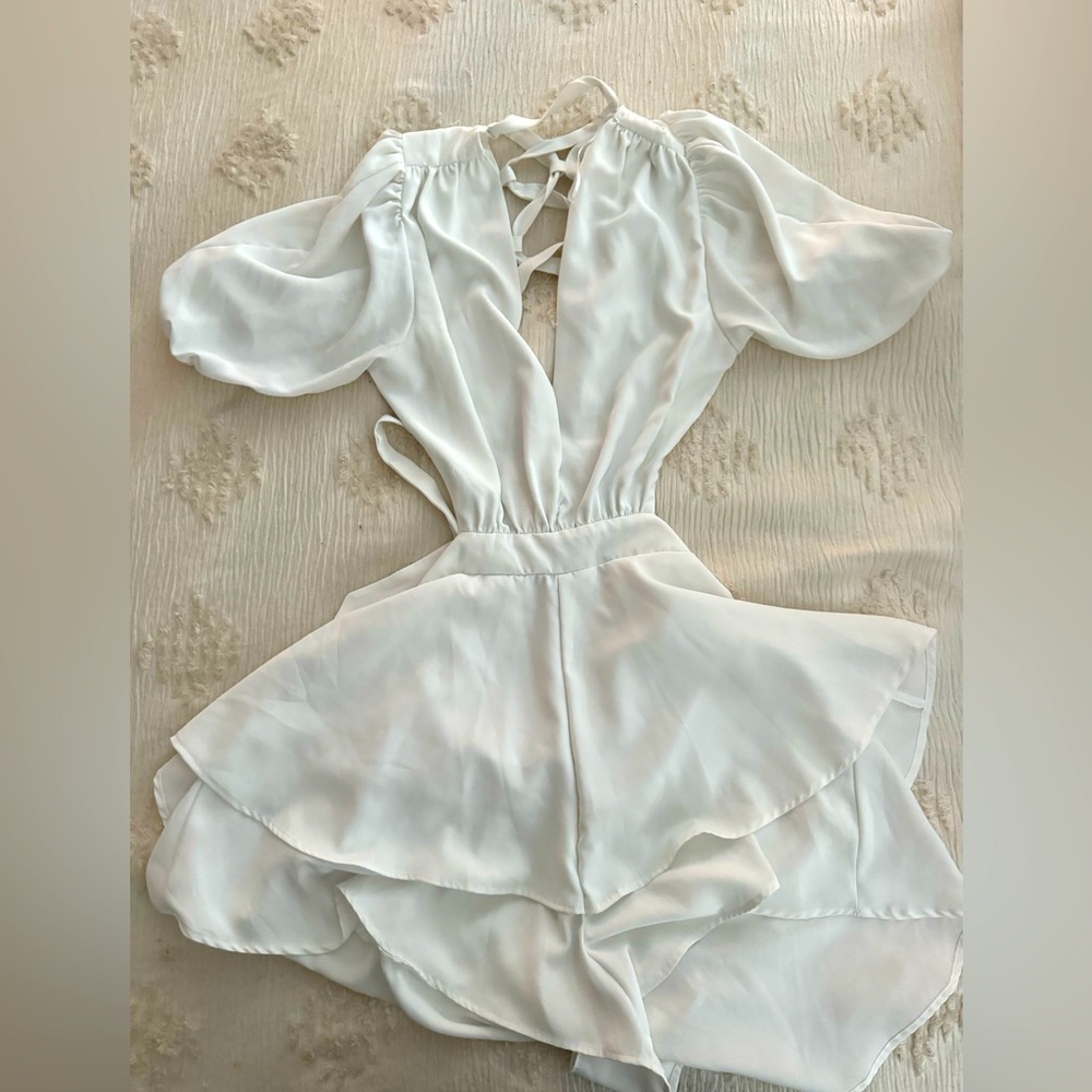 White Altar’d State Mini Romper. Criss Cross Tie back only at the top